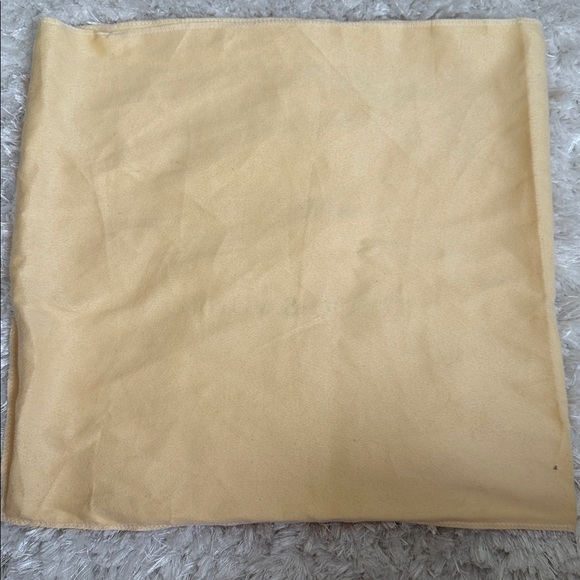 Louis Vuitton yellow Dust Bag 15*16” - Picture 3 of 3